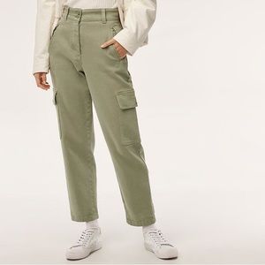 Aritzia Modern Cargo Pant (dark green)
